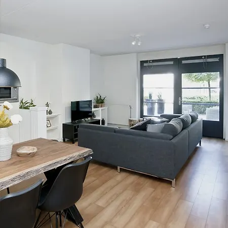 Elzen City * Tilburg